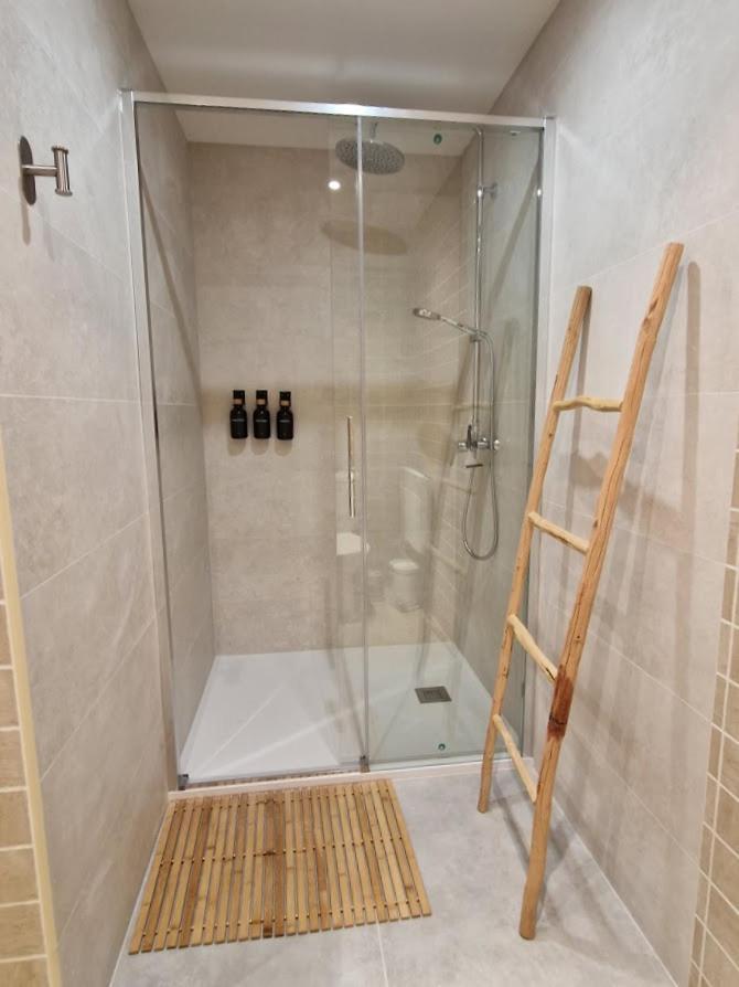 Apartamento Loft Acogedor Cerca De Barcelona Terrassa Exterior foto